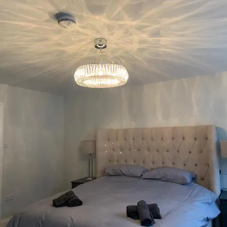 Marina Views, Kinsale, Hosted By Exquisite Homes, Sleeps 20 بيت للعطل كينسالي