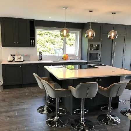 Marina Views, Kinsale, Hosted By Exquisite Homes, Sleeps 20 *