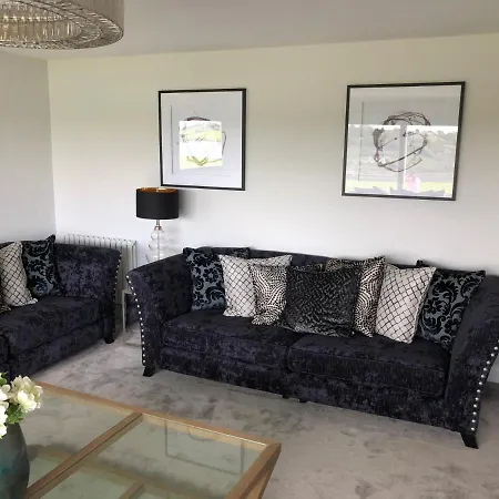 Marina Views, Kinsale, Hosted By Exquisite Homes, Sleeps 20 * Kinsale