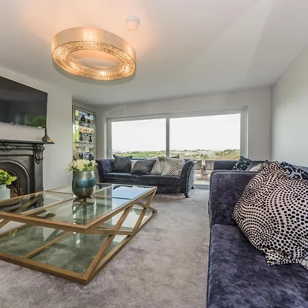 Marina Views, Kinsale, Hosted By Exquisite Homes, Sleeps 20 Kinsale