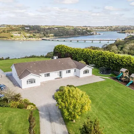 Nyaraló Marina Views, Kinsale, Hosted By Exquisite Homes, Sleeps 20 *