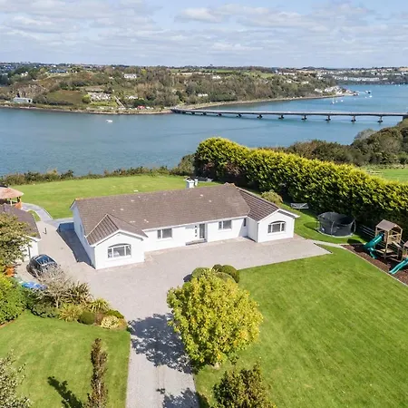 Marina Views, Kinsale, Hosted By Exquisite Homes, Sleeps 20 *