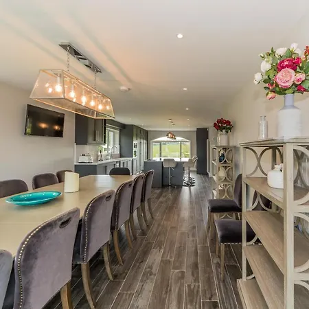 Marina Views, Kinsale, Hosted By Exquisite Homes, Sleeps 20