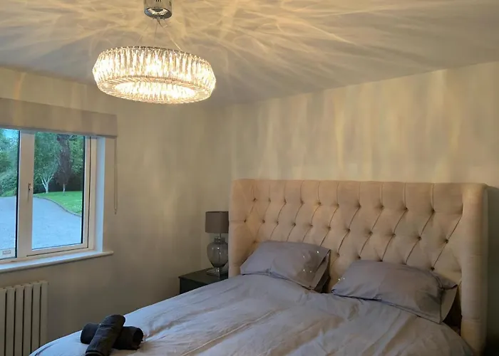 Дом отдыха Marina Views, Kinsale, Hosted By Exquisite Homes, Sleeps 20