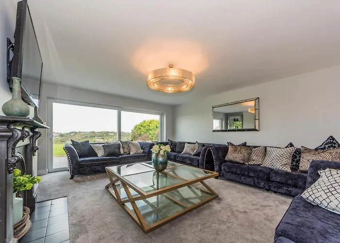 Marina Views, Kinsale, Hosted By Exquisite Homes, Sleeps 20 * キンセール