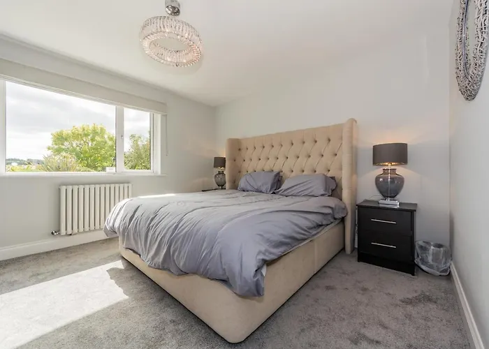 Marina Views, Kinsale, Hosted By Exquisite Homes, Sleeps 20 Feriehus