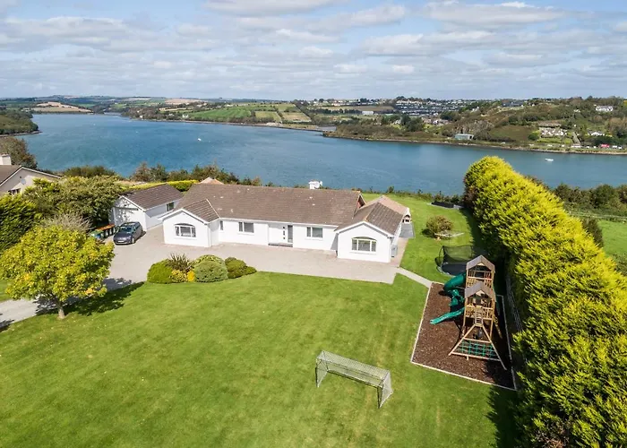 Feriehus Marina Views, Kinsale, Hosted By Exquisite Homes, Sleeps 20 Kinsale