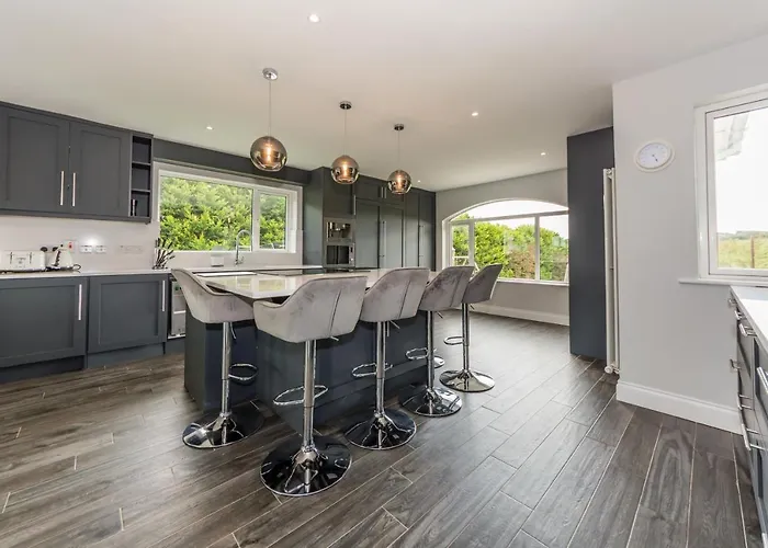 Marina Views, Kinsale, Hosted By Exquisite Homes, Sleeps 20 別荘 キンセール