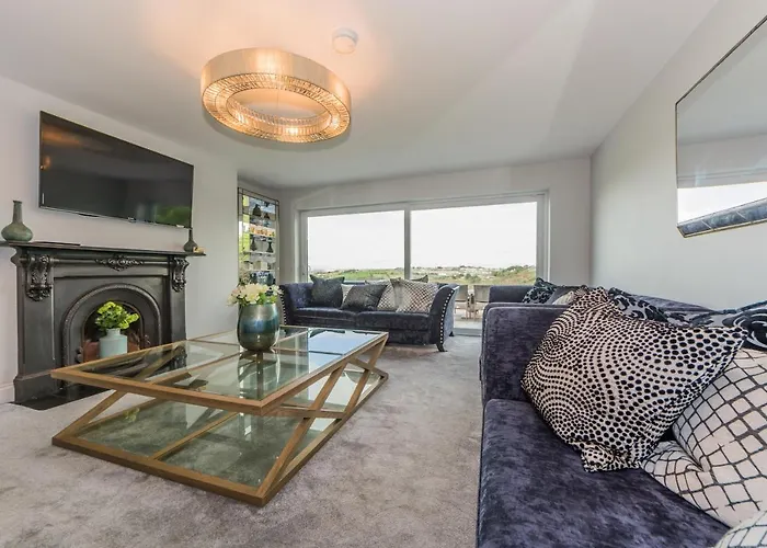 Marina Views, Kinsale, Hosted By Exquisite Homes, Sleeps 20 金塞尔