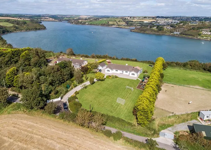 別荘 Marina Views, Kinsale, Hosted By Exquisite Homes, Sleeps 20 キンセール