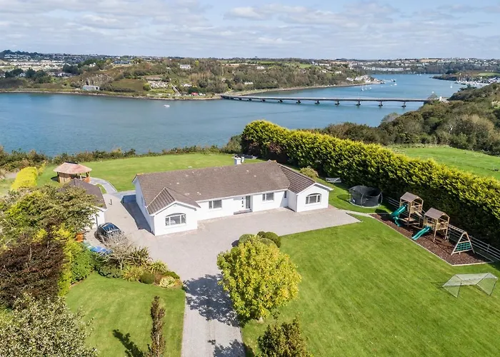 Marina Views, Kinsale, Hosted By Exquisite Homes, Sleeps 20 *