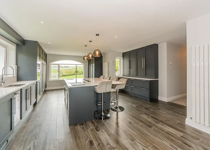 Marina Views, Kinsale, Hosted By Exquisite Homes, Sleeps 20 Дом отдыха